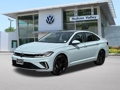 Alpine Grey 2025 Volkswagen Jetta 1.5T SE