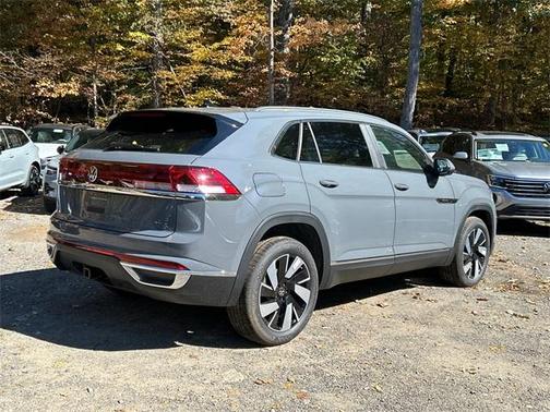 2025 Volkswagen Atlas Cross Sport 2.0T SEL
