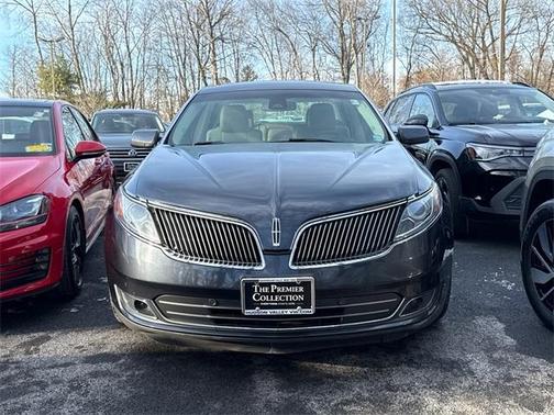 2014 Lincoln MKS Base