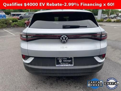 2022 Volkswagen ID.4 Pro