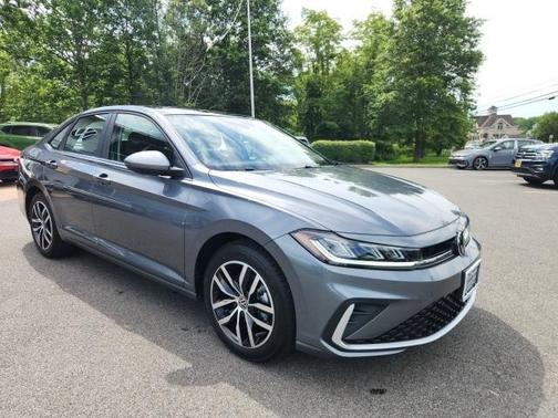 2025 Volkswagen Jetta 1.5T SE