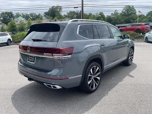 2025 Volkswagen Atlas 2.0T SEL Premium R-Line