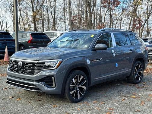 2026 Volkswagen Atlas 2.0T SEL Premium R-Line
