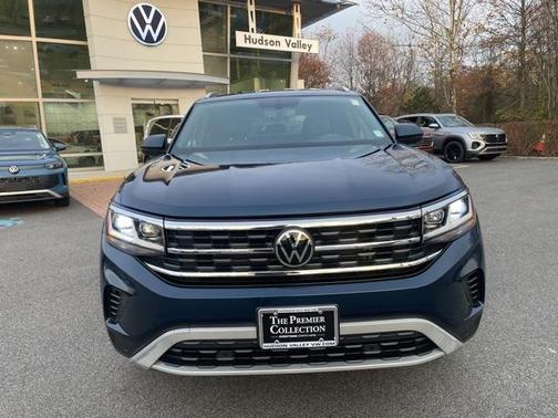 2022 Volkswagen Atlas Cross Sport 2.0T SE w/Technology