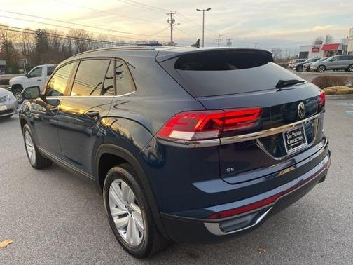 2022 Volkswagen Atlas Cross Sport 2.0T SE w/Technology