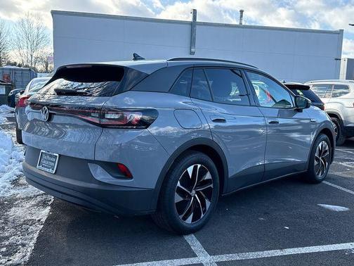 2022 Volkswagen ID.4 Pro