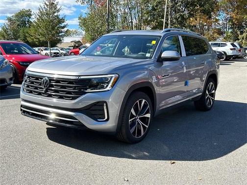 2025 Volkswagen Atlas 2.0T SEL Premium R-Line