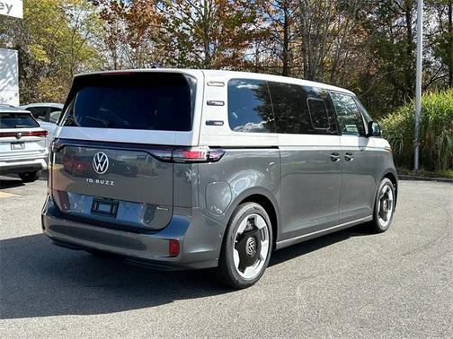 2025 Volkswagen ID. Buzz Pro S Plus