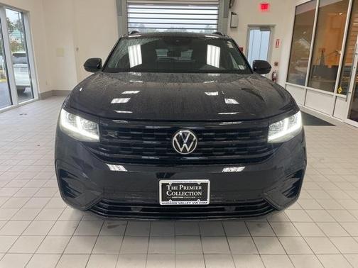 2023 Volkswagen Atlas Cross Sport 3.6 V6 SEL R-Line Black