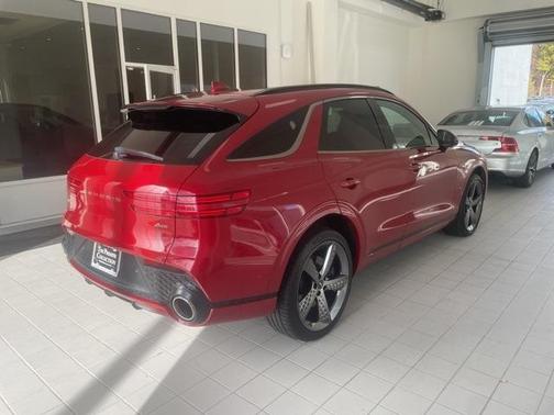 2023 Genesis GV70 2.5T