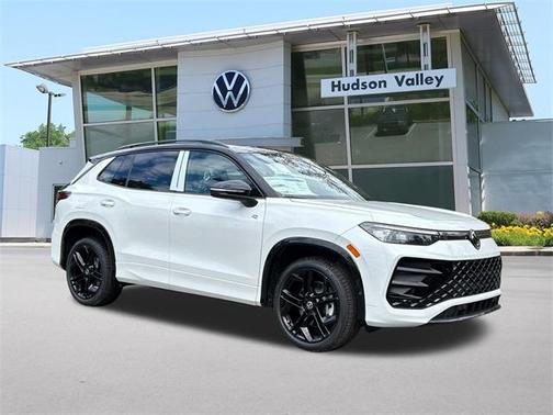 2025 Volkswagen Tiguan 2.0T SE R-Line Black
