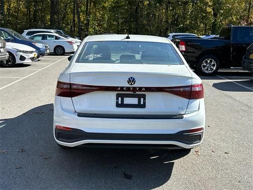 2025 Volkswagen Jetta 1.5T SE