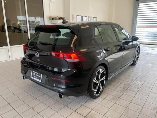 2024 Volkswagen Golf GTI 2.0T SE