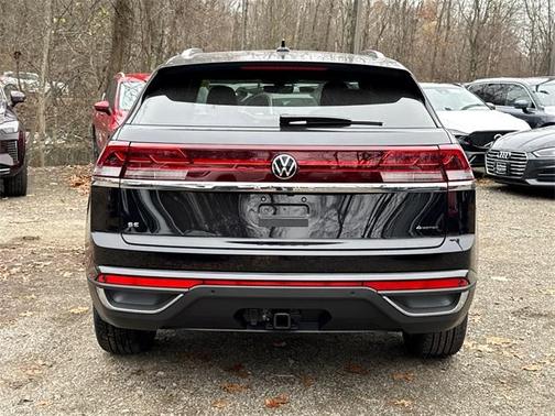 2026 Volkswagen Atlas Cross Sport 2.0T SE