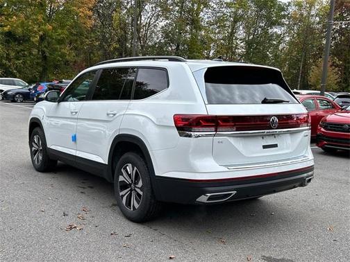 2026 Volkswagen Atlas 2.0T SE