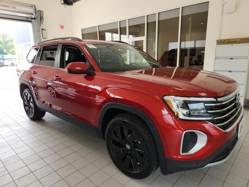 2025 Volkswagen Atlas 2.0T SE