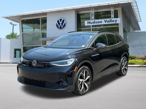 Deep Black Pearl Effect 2023 Volkswagen ID.4 Pro S