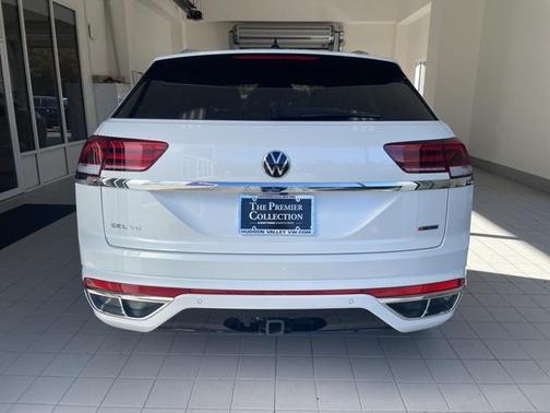 2022 Volkswagen Atlas Cross Sport 3.6L V6 SEL R-Line