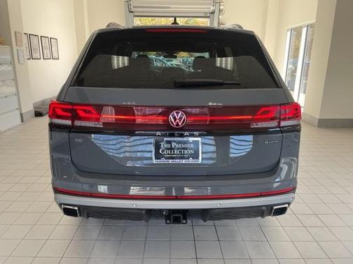 2025 Volkswagen Atlas 2.0T Peak Edition