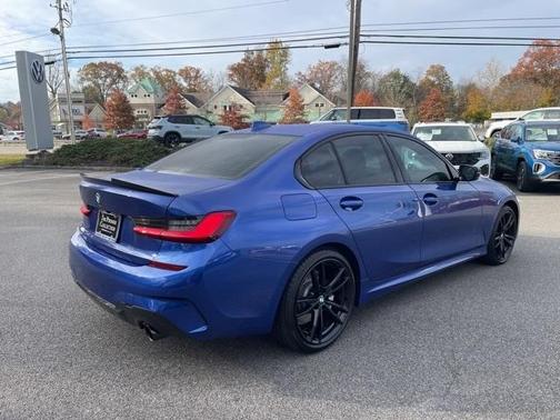 2021 BMW 330 i xDrive