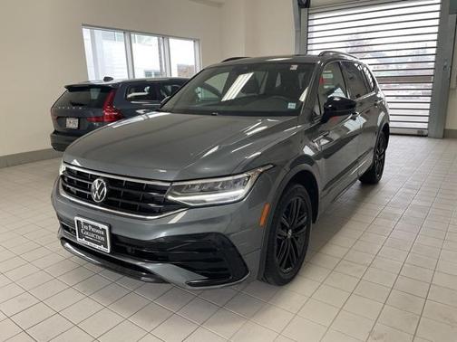 2022 Volkswagen Tiguan 2.0T SE R-Line Black
