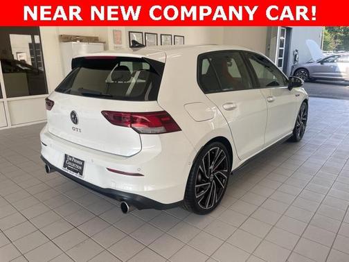 2024 Volkswagen Golf GTI 2.0T Autobahn