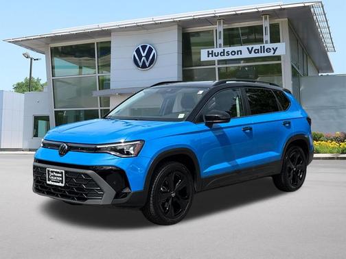 Cornflower Blue W/Black Roof 2025 Volkswagen Taos 1.5T SE Black