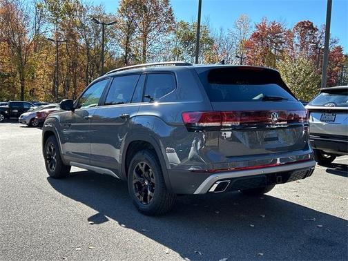 2026 Volkswagen Atlas 2.0T Peak Edition