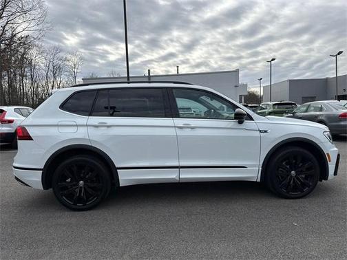 2021 Volkswagen Tiguan 2.0T SE R-Line Black