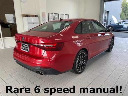 2025 Volkswagen Jetta GLI 2.0T Autobahn