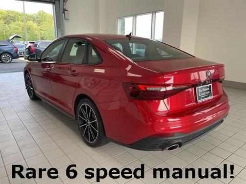 2025 Volkswagen Jetta GLI 2.0T Autobahn