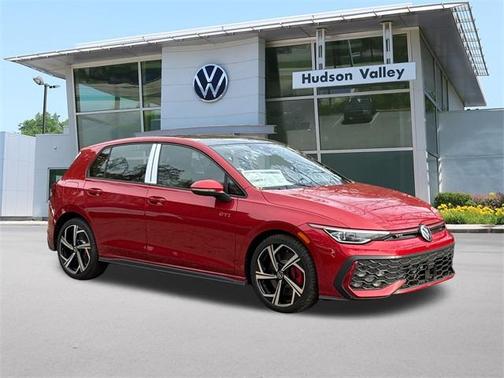 2025 Volkswagen Golf GTI 2.0T SE