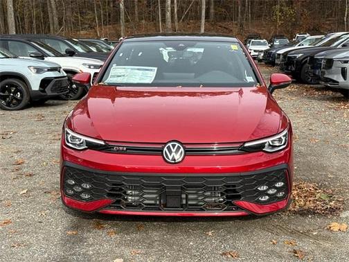 2025 Volkswagen Golf GTI 2.0T SE