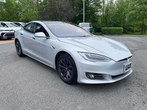2018 Tesla Model S 75D