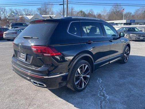 2023 Volkswagen Tiguan 2.0T SEL R-Line