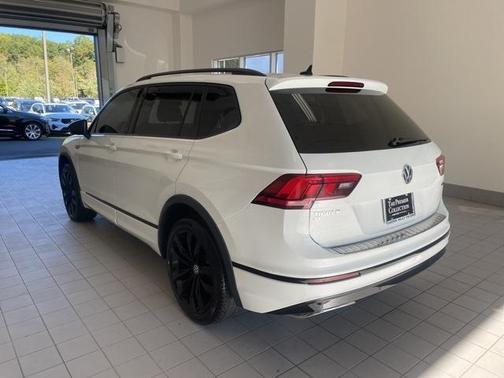 2021 Volkswagen Tiguan 2.0T SE R-Line Black