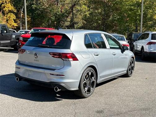 2025 Volkswagen Golf GTI 2.0T Autobahn