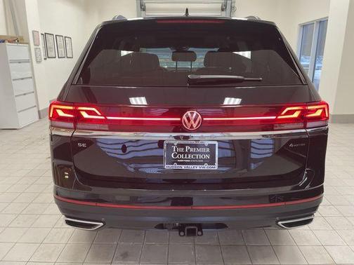 2025 Volkswagen Atlas 2.0T SE