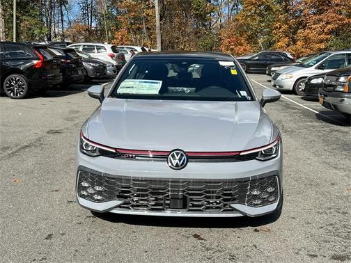 2025 Volkswagen Golf GTI 2.0T SE