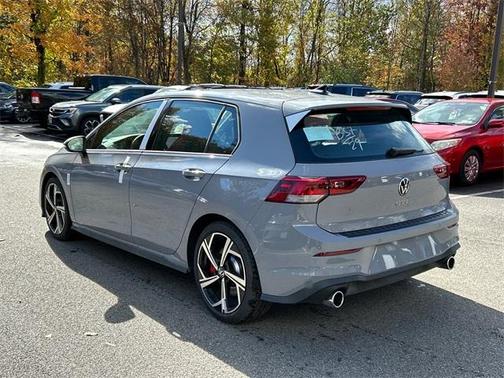 2025 Volkswagen Golf GTI 2.0T SE
