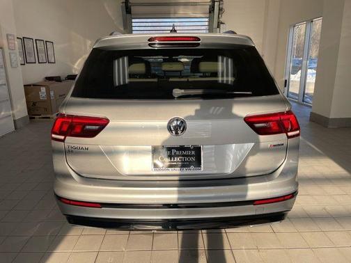 2020 Volkswagen Tiguan 2.0T SE R-Line Black