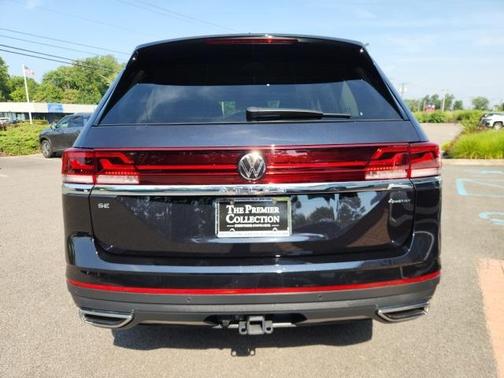 2024 Volkswagen Atlas 2.0T SE