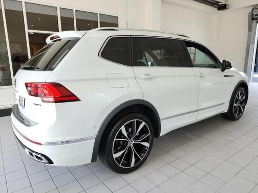 2022 Volkswagen Tiguan 2.0T SEL R-Line