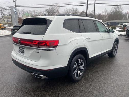 2025 Volkswagen Atlas 2.0T SE