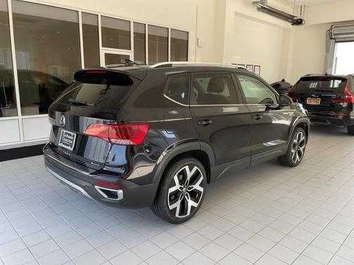 2022 Volkswagen Taos 1.5T SEL