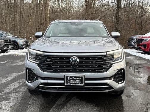 2024 Volkswagen Atlas Cross Sport 2.0T SEL Premium R-Line