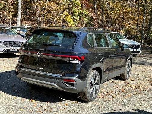 2025 Volkswagen Taos 1.5T S