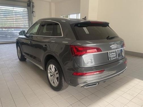 2023 Audi Q5 45 S line quattro Premium