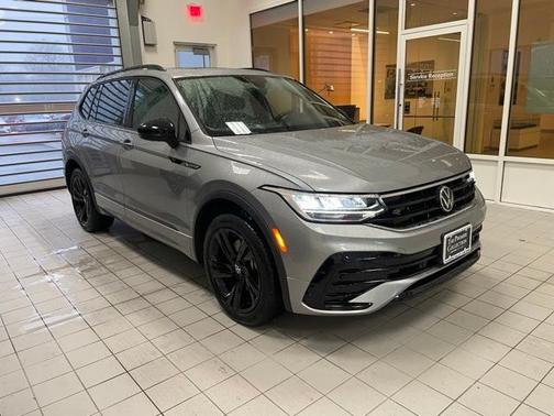 2023 Volkswagen Tiguan 2.0T SE R-Line Black