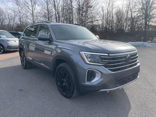2025 Volkswagen Atlas 2.0T SE